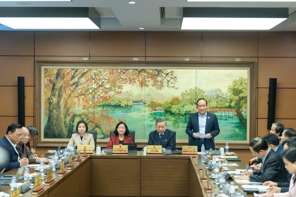 Đề xuất thêm nhiều đột phá làm sâu sắc khát vọng phát triển