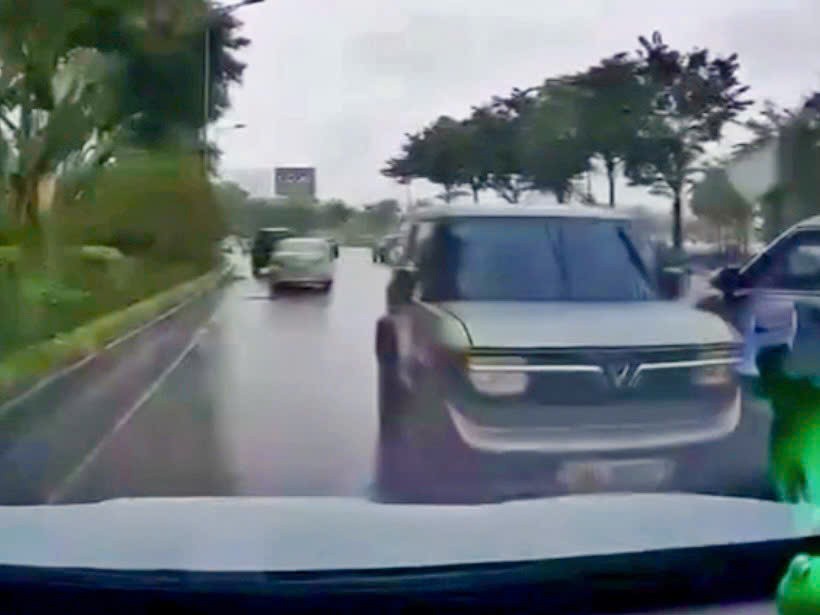 Hình ảnh vi phạm từ clip người dân phản ánh trên mạng xã hội