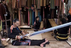 Tinh hoa làng nghề thủ công truyền thống hội tụ và kết nối