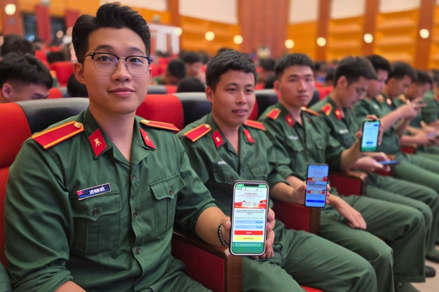 Các thí sinh đầu tiên tham gia cuộc thi