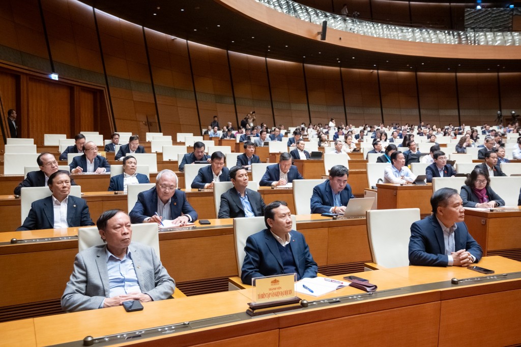 Dự thảo văn kiện Đại hội Đảng thể hiện bước nhảy vọt về tư duy phát triển Dự thảo văn kiện Đại hội Đảng thể hiện bước nhảy vọt về tư duy phát triển