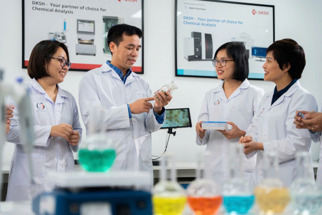 Khuyến khích chấp nhận cái mới, dám thử và dám sửa Khuyến khích chấp nhận cái mới, dám thử và dám sửa