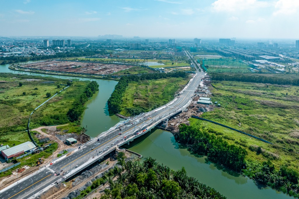 Đường Liên Phường xuyên tâm đô thị “tỷ đô” vẽ lại bản đồ giao