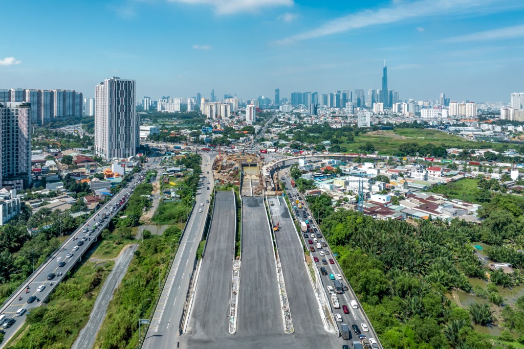 Đường Liên Phường xuyên tâm đô thị “tỷ đô” vẽ lại bản đồ giao