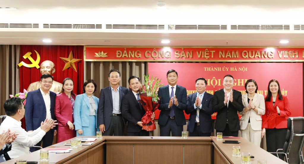 Đồng chí Phùng Xuân Dương làm Phó Trưởng ban Nội chính Thành ủy Hà Nội Đồng chí Phùng Xuân Dương làm Phó Trưởng ban Nội chính Thành ủy Hà Nội