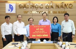 Bộ GD&ĐT hỗ trợ Đại học Đà Nẵng khắc phục hậu quả mưa lũ