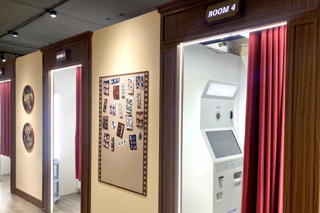 Photobooth - xu hướng lưu giữ kỉ niệm mới của các bạn trẻ Hà Nội