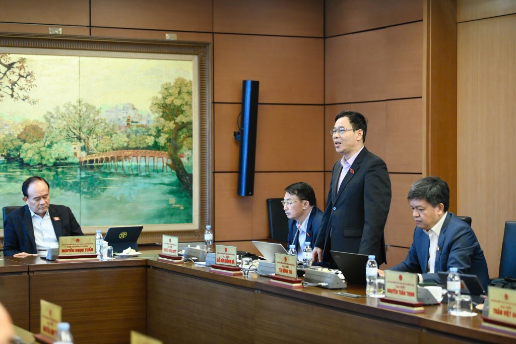 Cắt giảm thủ tục trong xây dựng, tạo thuận lợi cho người dân Cắt giảm thủ tục trong xây dựng, tạo thuận lợi cho người dân