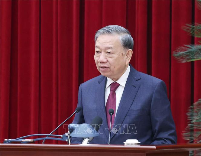 Bế mạc Hội nghị lần thứ 14 Ban Chấp hành Trung ương Đảng khóa XIII Chú thích ảnh