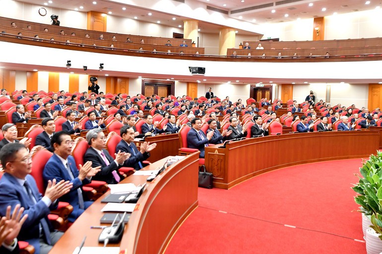 Phát biểu bế mạc Hội nghị Trung ương lần thứ 14 của Tổng Bí thư Tô Lâm Phát biểu bế mạc Hội nghị Trung ương lần thứ 14 của Tổng Bí thư Tô Lâm