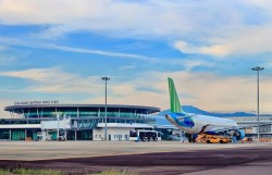 Bão số 13 áp sát, 5 sân bay miền Trung tạm dừng hoạt động