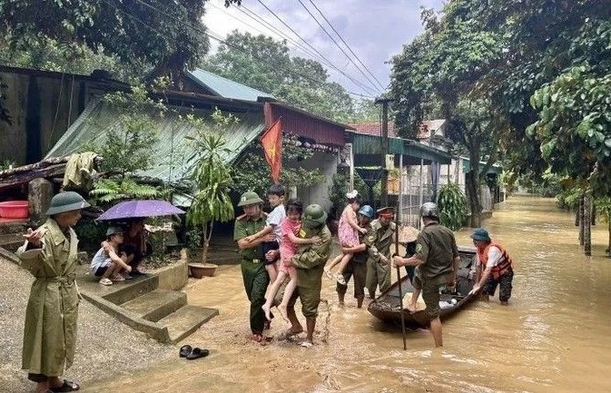 Trước 15h hôm nay phải hoàn thành sơ tán dân cư tại khu vực có nguy cơ sạt lở, lũ quét