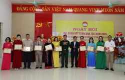 Trung Giã tưng bừng ngày hội Đại đoàn kết toàn dân tộc