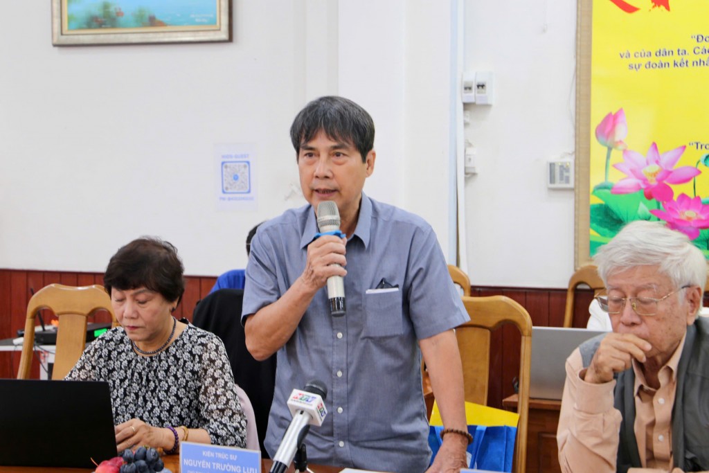 KTS Nguyễn Trường Lưu, Chủ tịch Liên hiệp các Hội Văn học nghệ thuật TP Hồ Chí Minh đóng góp ý kiến tại buổi tọa đàm KTS Nguyễn Trường Lưu, Chủ tịch Liên hiệp các Hội Văn học nghệ thuật TP Hồ Chí Minh đóng góp ý kiến tại buổi tọa đàm