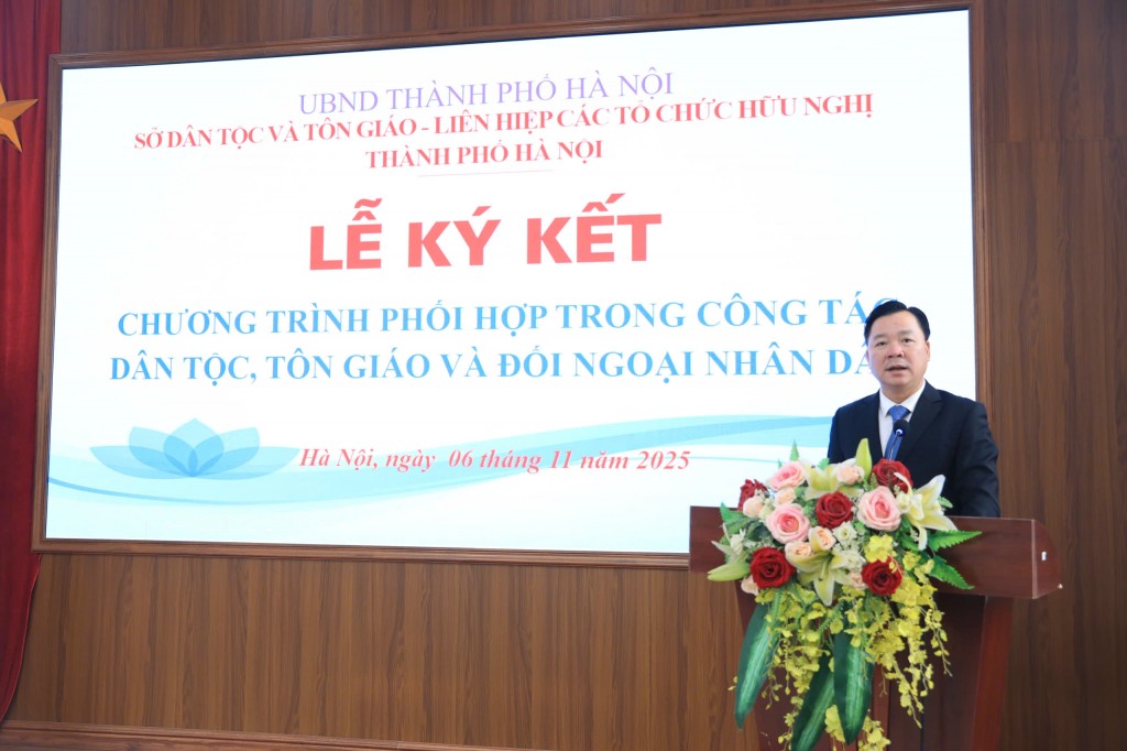 Lan tỏa các giá trị văn hóa, tín ngưỡng, tôn giáo của Thủ đô tới bạn bè quốc tế Lan tỏa các giá trị văn hóa, tín ngưỡng, tôn giáo của Thủ đô tới bạn bè quốc tế