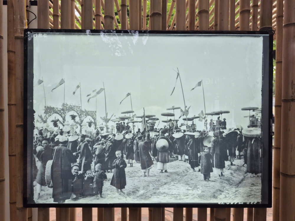 Khai mạc triển lãm ảnh “Khoa thi Hương cuối thế kỷ XIX” Khai mạc triển lãm ảnh “Khoa thi Hương cuối thế kỷ XIX”