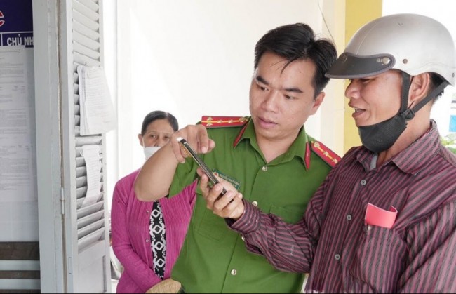 Đồng Tháp đẩy mạnh chuyển đổi số trong chính quyền hai cấp