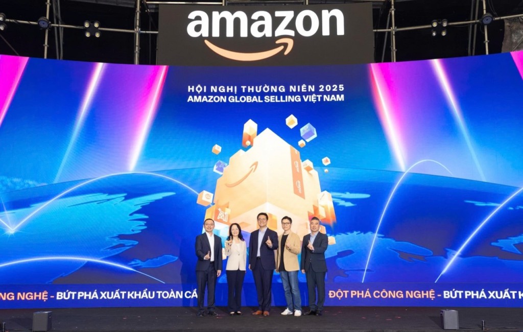 Đại diện lãnh đạo của Amazon Global Selling khai mạc Hội nghị Thường niên 2025  “Đột phá công nghệ - Bứt phá xuất khẩu toàn cầu” tại Việt Nam