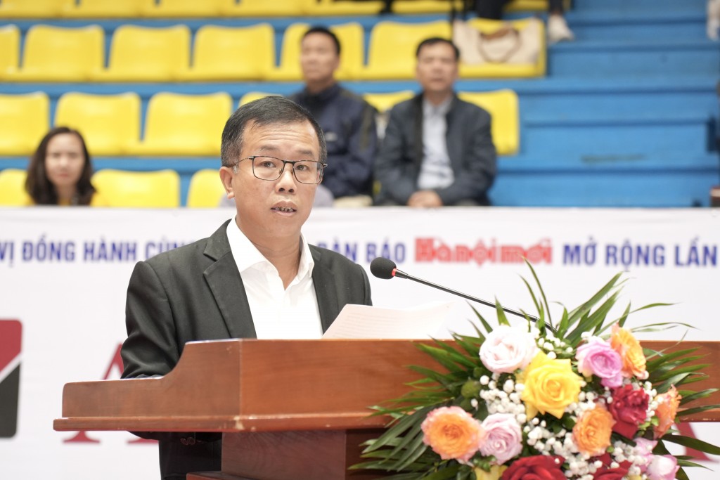 Phó Tổng Biên tập Báo Hànộimới Lại Bá Hà cho biết: Chính thức khởi tranh Giải Bóng bàn Báo Hànộimới lần thứ XII năm 2025