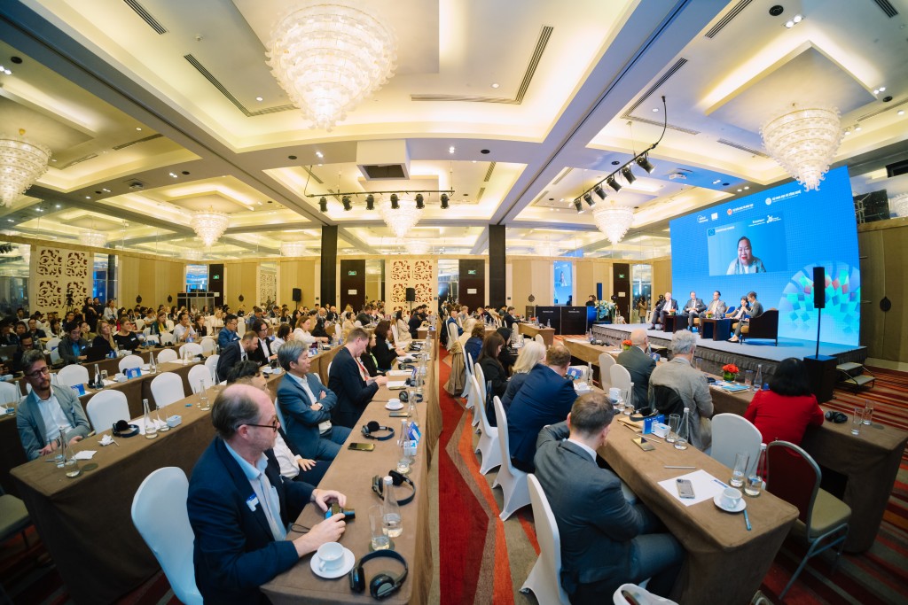 Cầu nối hợp tác giáo dục và nghiên cứu Việt Nam - Liên minh Châu Âu Cầu nối hợp tác giáo dục và nghiên cứu Việt Nam - Liên minh Châu Âu