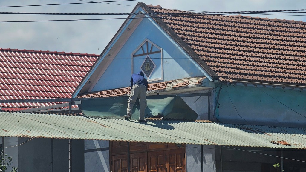 Gia Lai: Bão Kalmaegi đi qua, hậu quả nặng nề để lại Gia Lai: Bão Kalmaegi đi qua, hậu quả nặng nề để lại