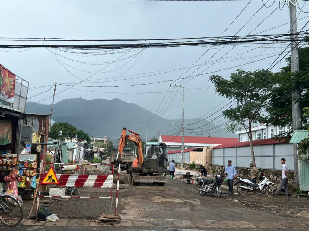 Châu Pha quyết tâm hoàn thành giải ngân vốn đầu tư công năm 2025 Châu Pha quyết tâm hoàn thành giải ngân vốn đầu tư công năm 2025