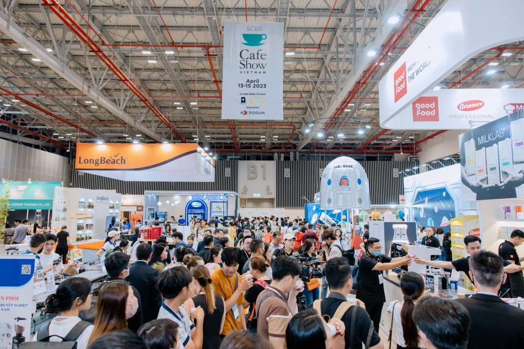 Không gian Cafe Show thu hút đông người tham gia Không gian Cafe Show thu hút đông người tham gia
