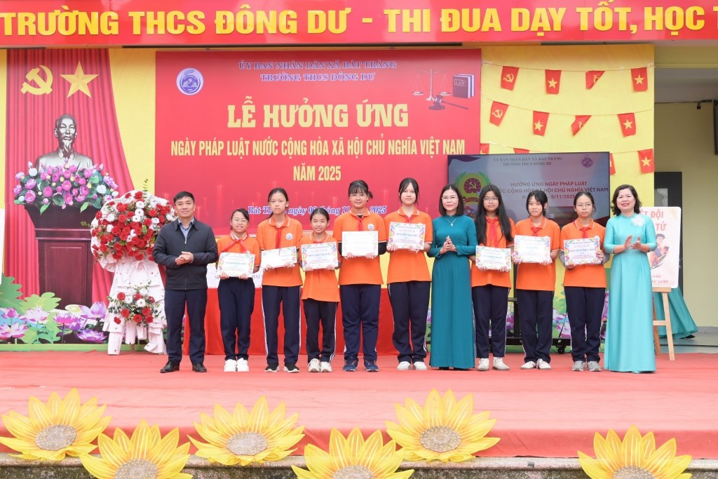 Tuyên truyền, nâng cao ý thức chấp hành pháp luật cho học sinh