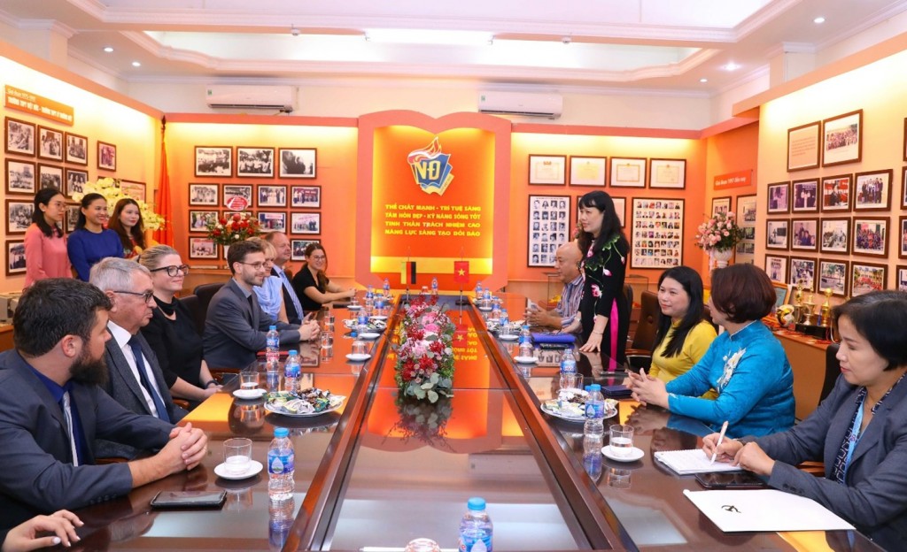 Khát vọng viết tiếp những chương mới rực rỡ và đầy kiêu hãnh Khát vọng viết tiếp những chương mới rực rỡ và đầy kiêu hãnh