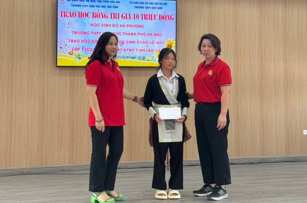 Nối dài hành trình sẻ chia và cống hiến Nối dài hành trình sẻ chia và cống hiến