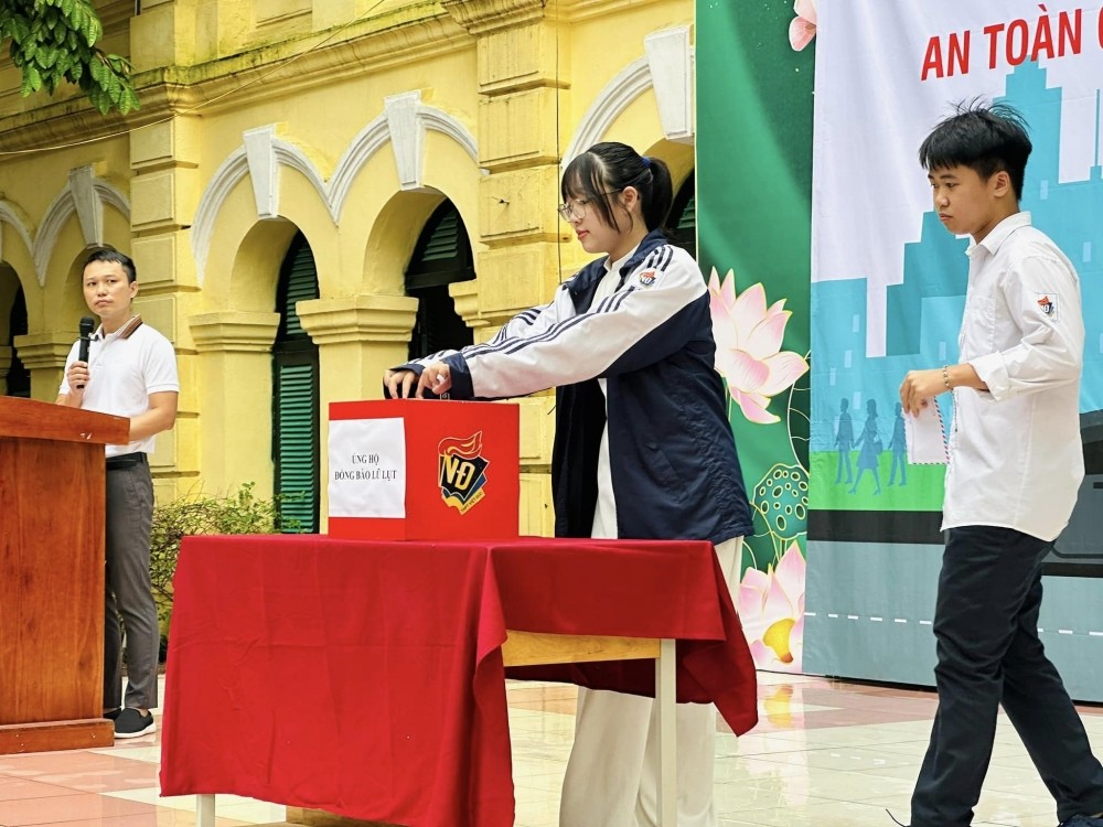 Nối dài hành trình sẻ chia và cống hiến Nối dài hành trình sẻ chia và cống hiến