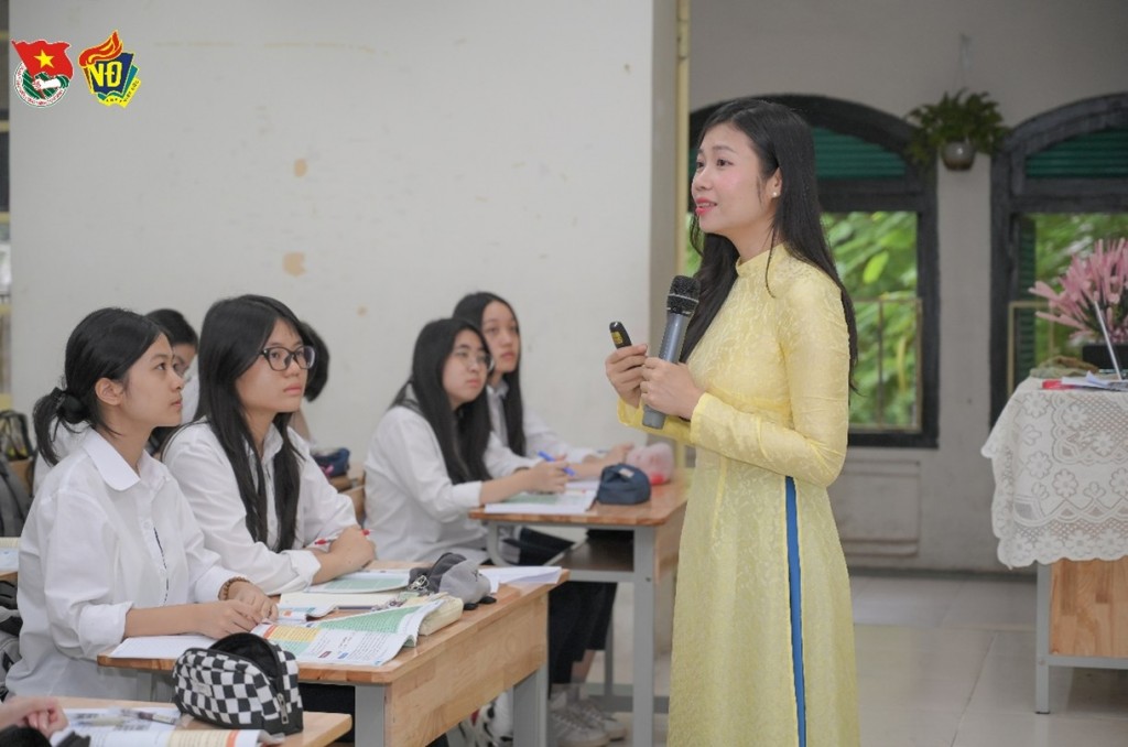 Ngọn cờ tiên phong đổi mới phương pháp dạy và học Ngọn cờ tiên phong đổi mới phương pháp dạy và học