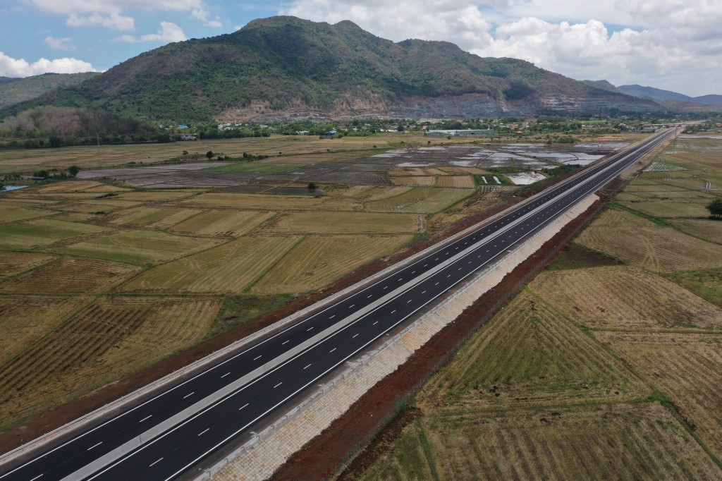 Cao tốc Biên Hòa - Vũng Tàu tăng tốc để thông xe kỹ thuật từ 19/12 Cao tốc Biên Hòa - Vũng Tàu tăng tốc để thông xe kỹ thuật từ 19/12