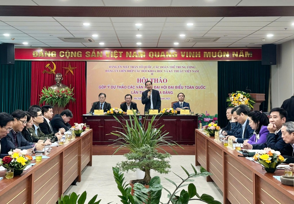 Quang cảnh hội thảo. Quang cảnh hội thảo.