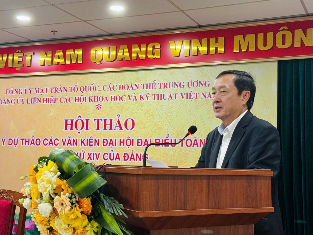 Đồng chí Huỳnh Thành Đạt, Ủy viên Trung ương Đảng, Phó Trưởng Ban Tuyên giáo và Dân vận Trung ương phát biểu chỉ đạo Hội thảo - Đồng chí Huỳnh Thành Đạt, Ủy viên Trung ương Đảng, Phó Trưởng Ban Tuyên giáo và Dân vận Trung ương phát biểu chỉ đạo Hội thảo -