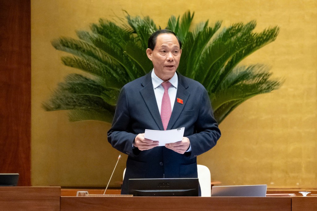 Đề nghị cấm sử dụng AI tạo dựng thông tin sai sự thật Đề nghị cấm sử dụng AI tạo dựng thông tin sai sự thật