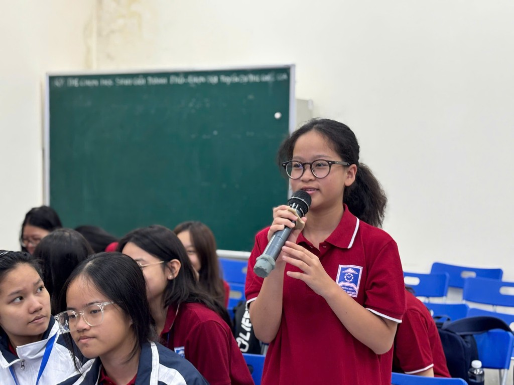 Dạy học sinh an toàn mạng: Bắt đầu từ cú chạm có trách nhiệm Dạy học sinh an toàn mạng: Bắt đầu từ cú chạm có trách nhiệm
