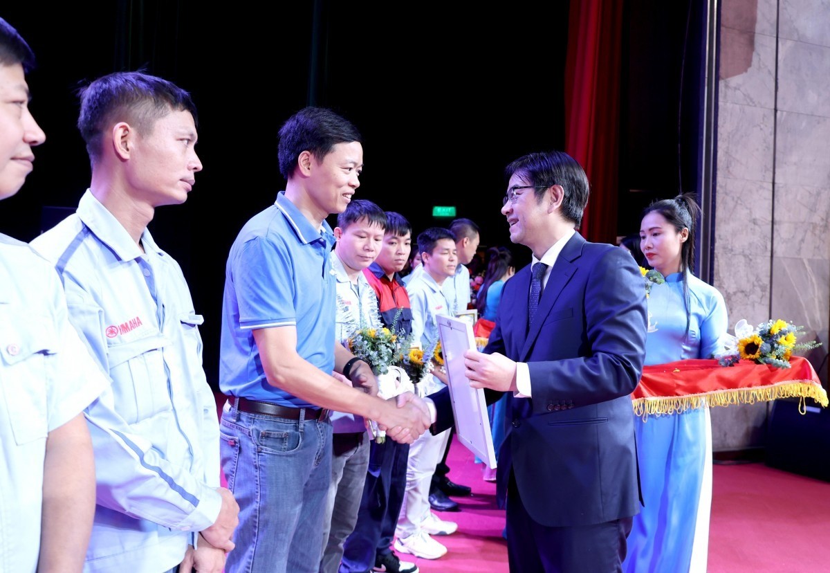 Nguyễn Văn Thắng - Thành ủy viên, Phụ trách LĐLĐ thành phố Hà Nội