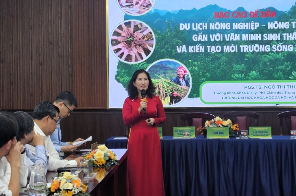 Du lịch nông thôn gắn với văn minh sinh thái