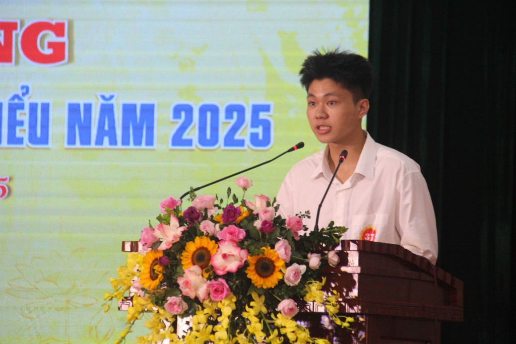 Xã Phúc Thịnh vinh danh 165 học sinh, sinh viên tiêu biểu năm 2025 Xã Phúc Thịnh vinh danh 165 học sinh, sinh viên tiêu biểu năm 2025