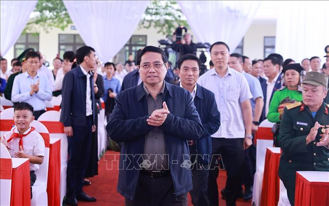 Xây dựng các trường nội trú và liên cấp: Thần tốc, táo bạo như Vua Quang Trung ngày xưa Chú thích ảnh