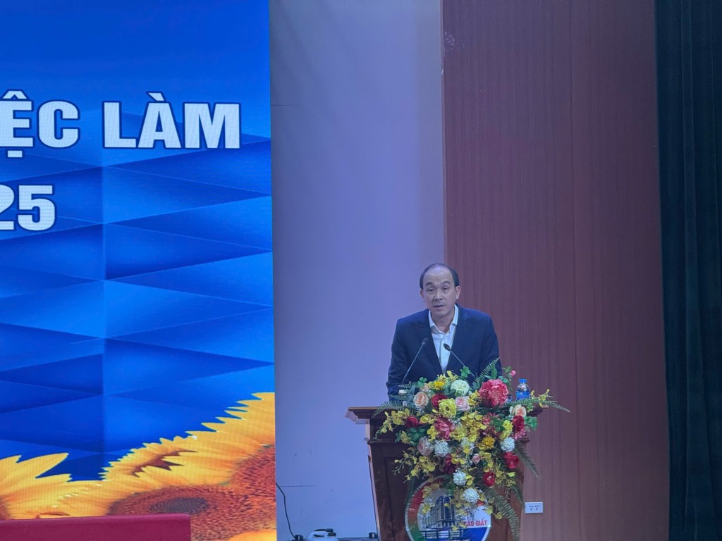 Tăng cường kết nối giữa doanh nghiệp tuyển dụng và người lao động Tăng cường kết nối giữa doanh nghiệp tuyển dụng và người lao động