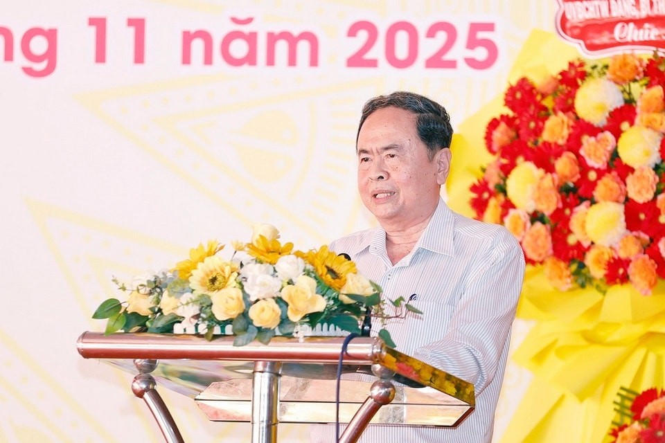 Chủ tịch Quốc hội dự Ngày hội Đại đoàn kết dân tộc tại TP Cần Thơ Chủ tịch Quốc hội dự Ngày hội Đại đoàn kết dân tộc tại TP Cần Thơ