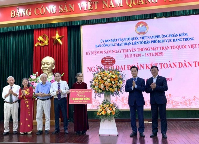 Gắn kết mật thiết giữa các tổ chức, hộ gia đình, khu dân cư