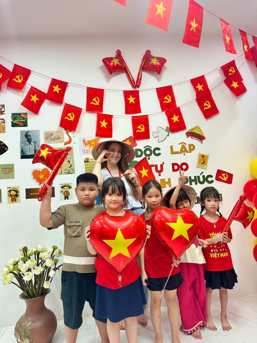 HDI English - Hành trình kiến tạo giáo dục bằng trái tim