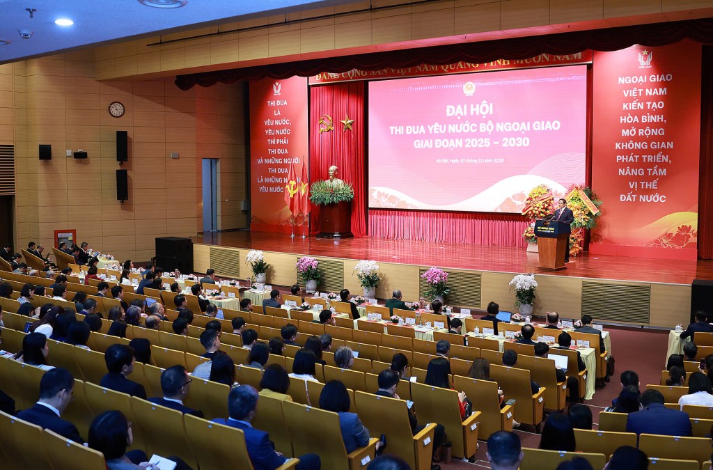 Thủ tướng đề nghị Bộ Ngoại giao thực hiện Xây dựng nền ngoại giao toàn diện, hiện đại, chuyên nghiệp, mang đậm bản sắc Việt Nam