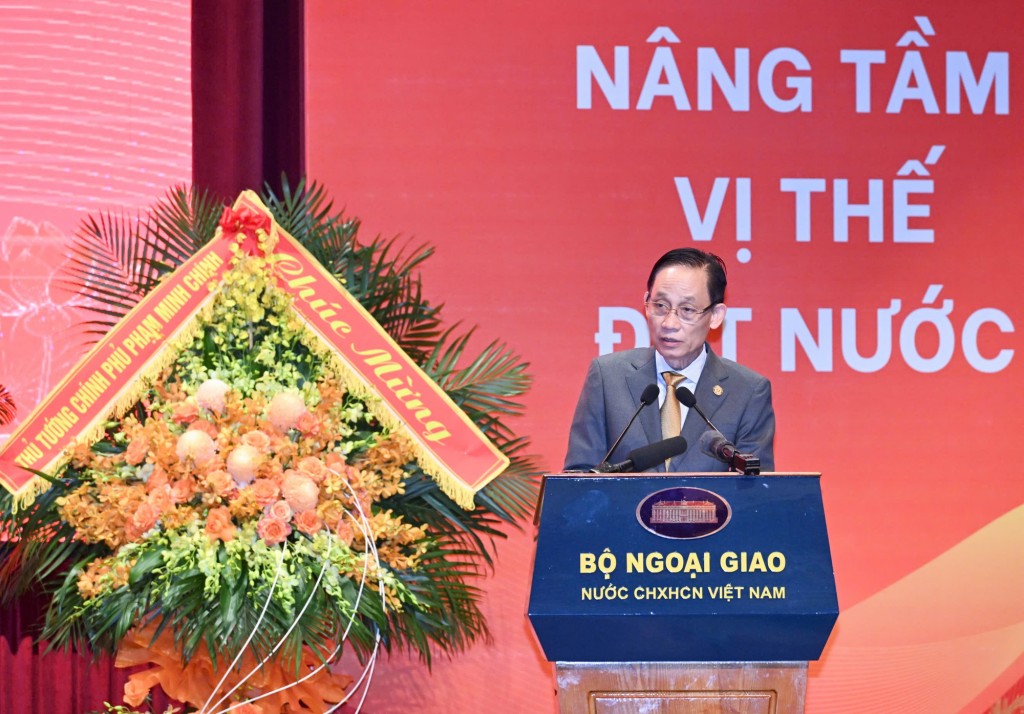 Bộ trưởng Bộ Ngoại giao Lê Hoài Trung đã phát động phong trào thi đua trong giai đoạn 2025 - 2030 của Bộ Ngoại giao - Ảnh: VGP/Nhật Bắc Bộ trưởng Bộ Ngoại giao Lê Hoài Trung đã phát động phong trào thi đua trong giai đoạn 2025 - 2030 của Bộ Ngoại giao - Ảnh: VGP/Nhật Bắc