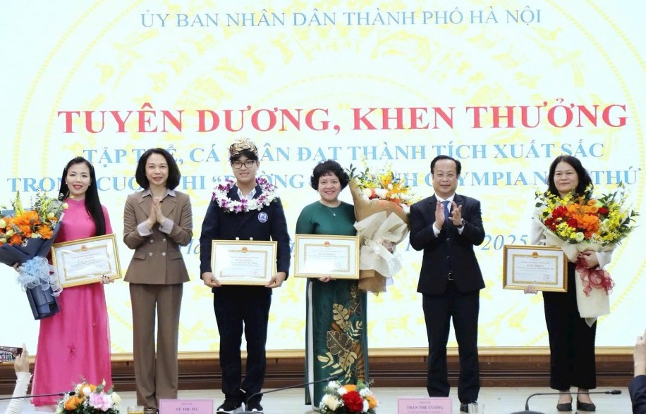 Nền tảng cho phát triển bền vững Thủ đô