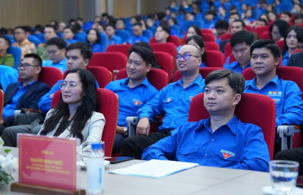 Người trẻ gọi tên khoa học, AI và hàng không vũ trụ