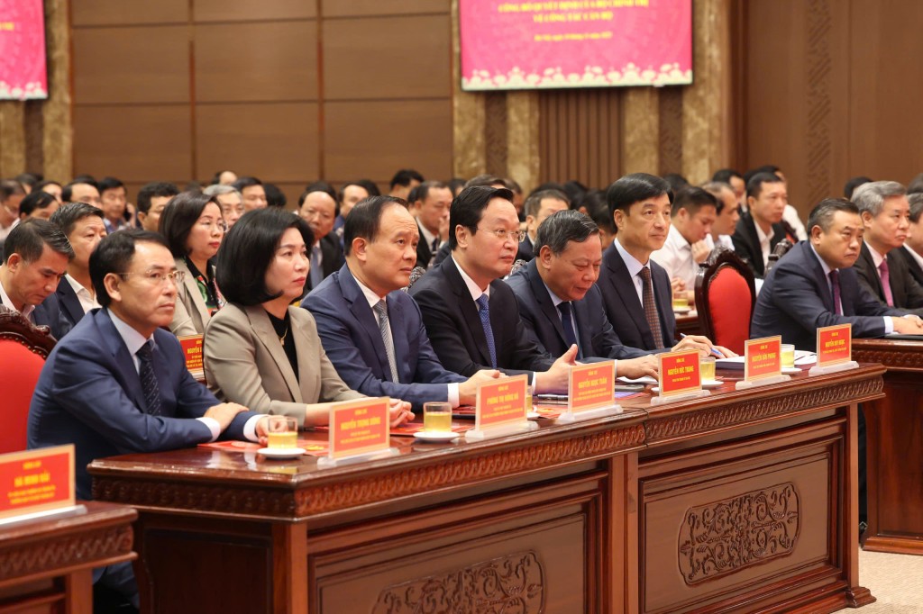 Luôn hướng về Hà Nội, chung tay xây dựng và phát triển Thủ đô